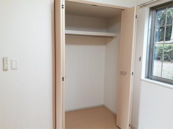 アンソレイエ飾磨　II番館 収納