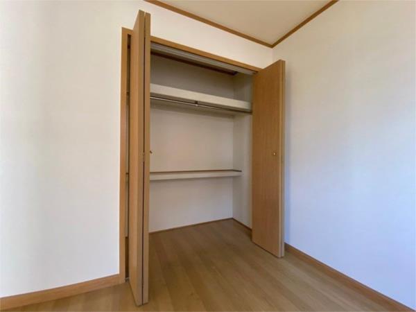 サニーパーク 収納