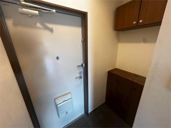 神戸市東灘区本山中町マンション 玄関