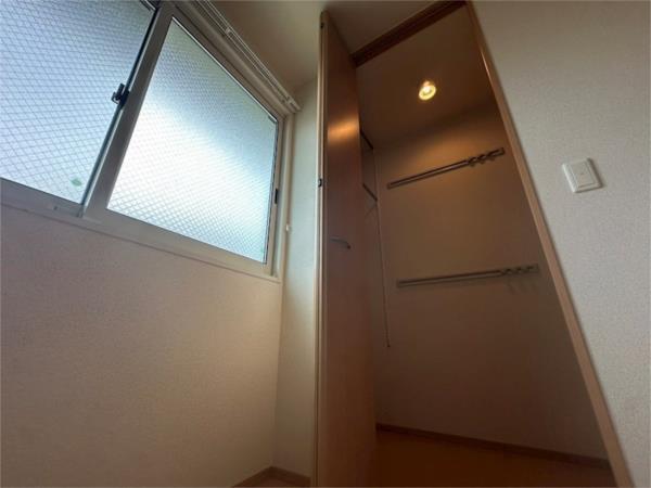 クレスト西宮東 収納