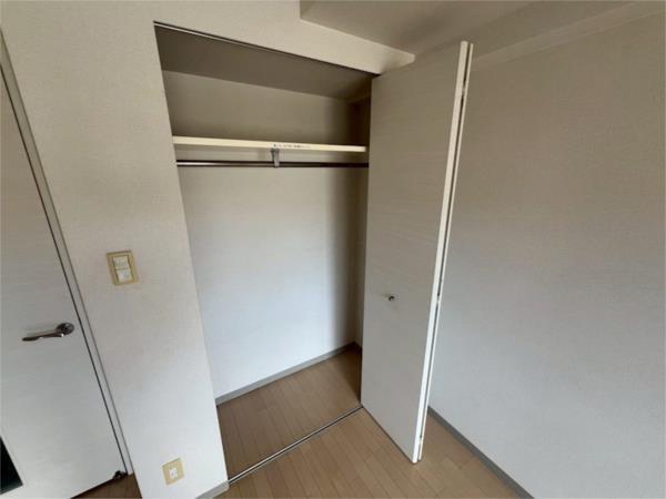ロイスグラン神戸下沢通 収納