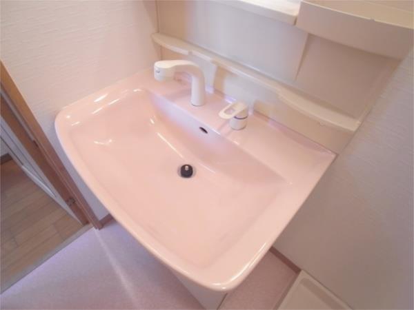 ユニバーサルビル 部屋画像