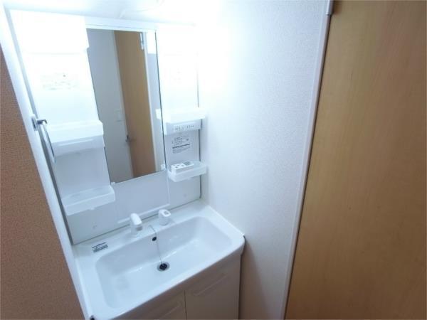 メゾン　ド　カルムIII 部屋画像