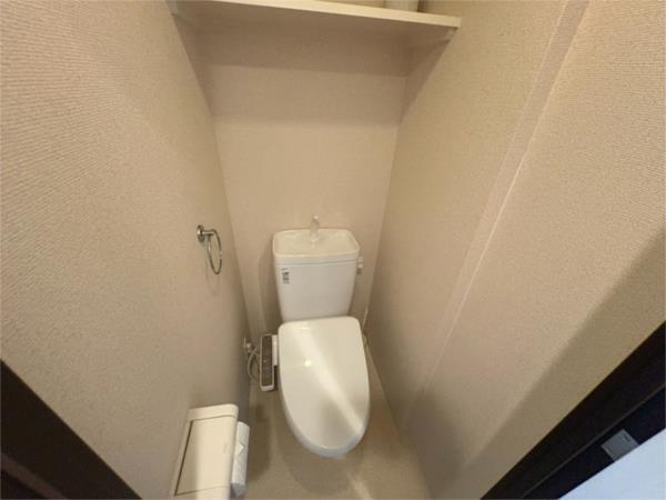 プレサンス三ノ宮駅前プライムタイム トイレ