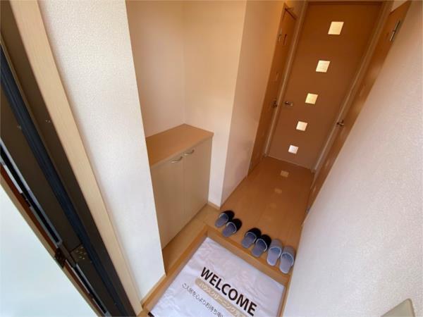 プラシード 玄関