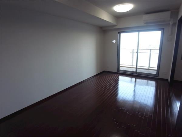 サニープレイス西芦屋2号館 リビング