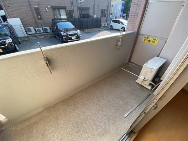 ドゥジェーム・パレー 部屋画像
