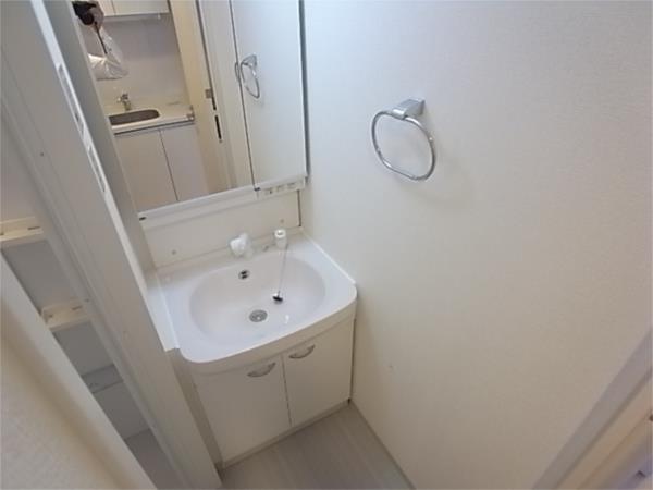 アドバンス三宮VIクレスト 部屋画像