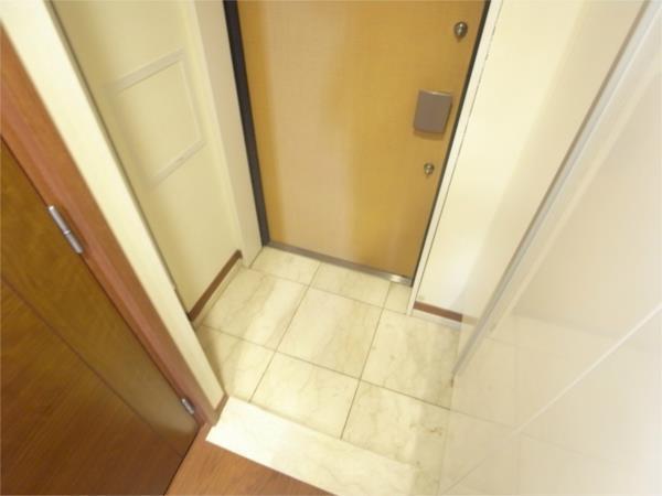 トア山手フラッツ 玄関