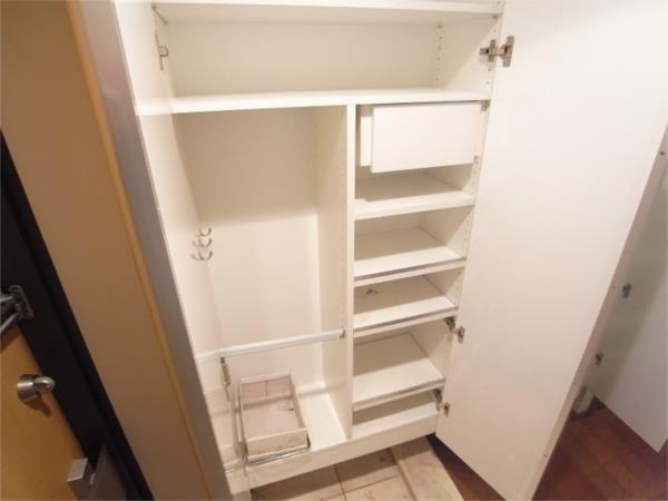 トア山手フラッツ 収納