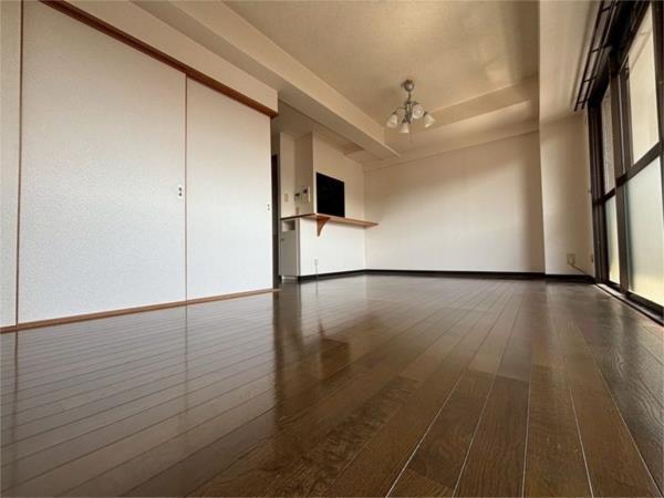 ライオンズマンション姫路東今宿 リビング