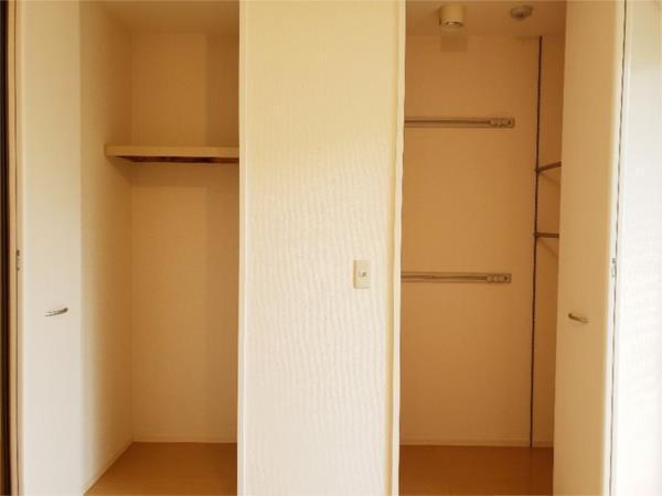 アーバンハイツ段上 収納