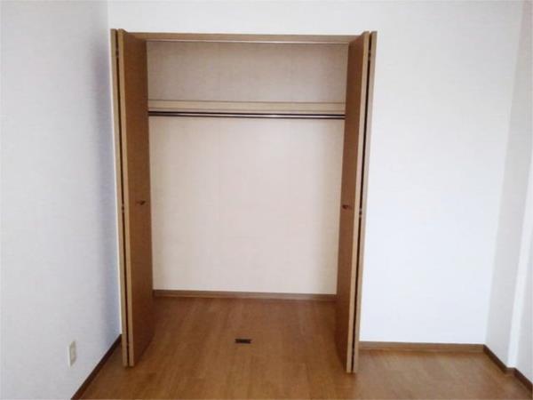 プラムテラス 収納