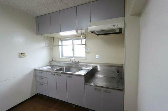 ビレッジハウス城東2号棟 キッチン
