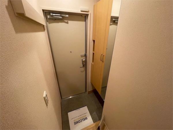 プラージュ 玄関