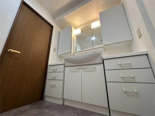 フロンティアホームズ芦屋 部屋画像