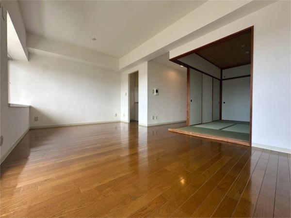 フロンティアホームズ芦屋 リビング