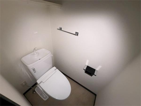 ラ・ウェゾン上沢通鴎風館 トイレ