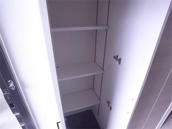 プレサンスKOBEアモーレ 収納