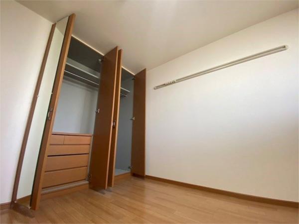 グラッチェI番館 収納
