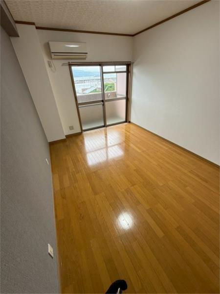 ポコアポコ明石鍛治屋町三番館 リビング