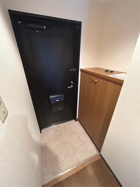 シティ南落合 玄関