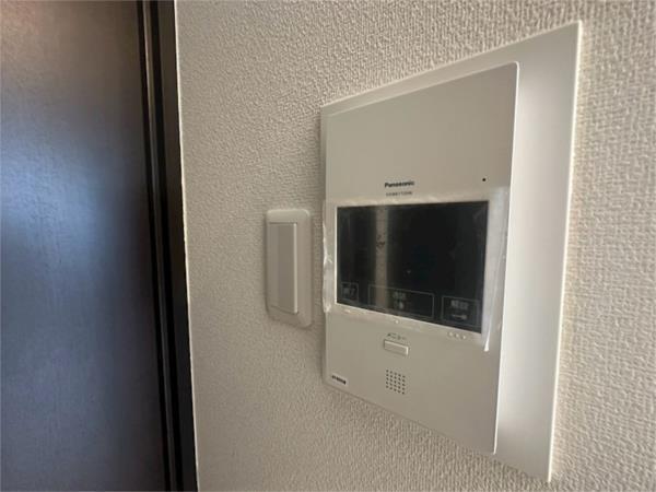 リタ コート 部屋画像