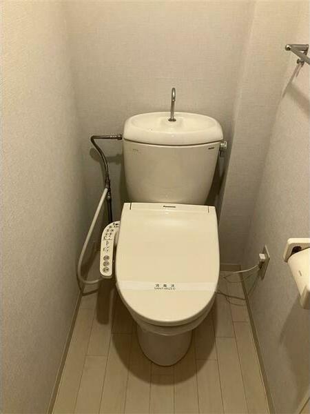 ハイツサニーヒル東棟 トイレ