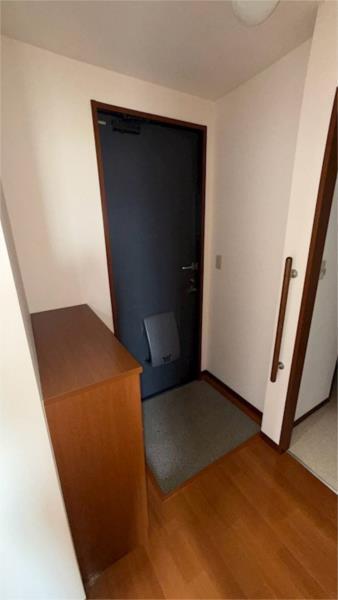 シャーメゾン魚住Ｂ 玄関