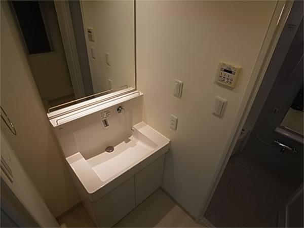 AOI FLATS 部屋画像