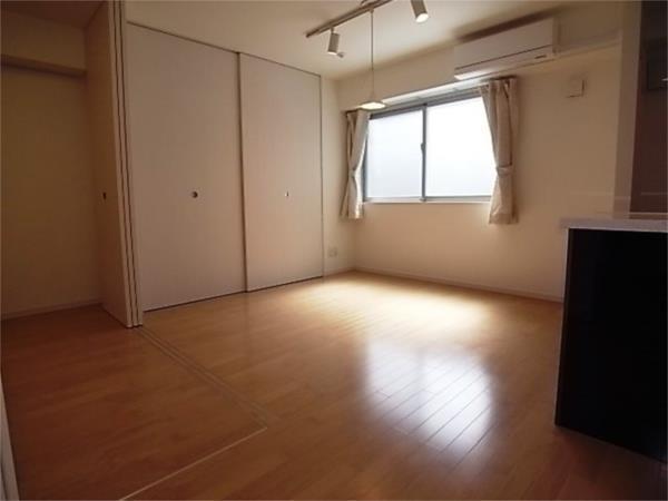 AOI FLATS その他