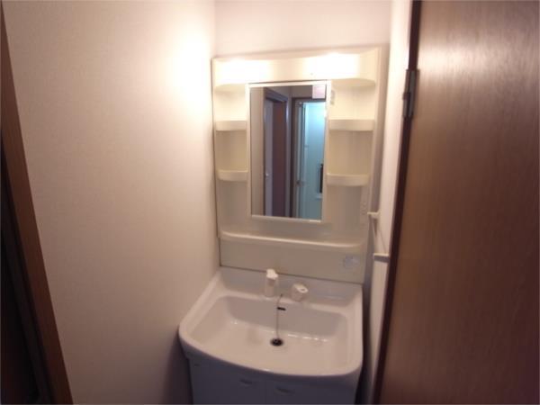 エンジェルミタニ 部屋画像