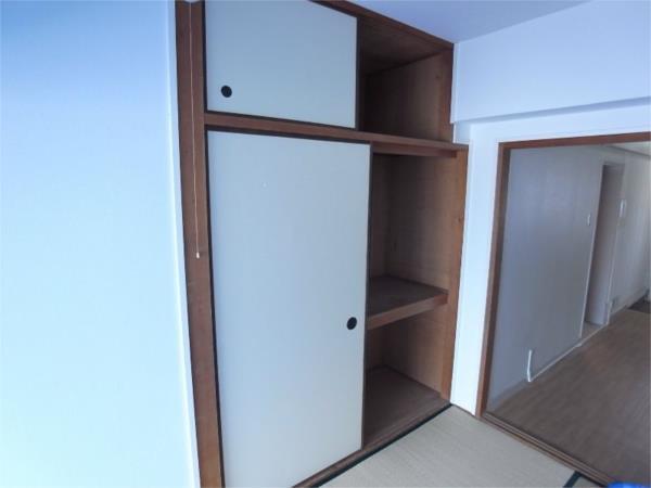 エルパラッツォ本山南（旧本南マンション） 収納