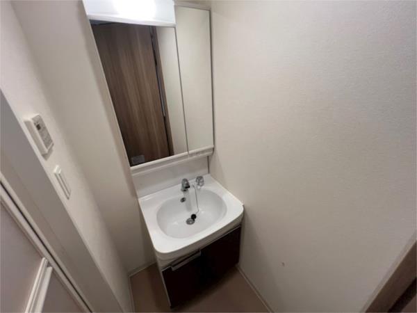 プレサンスTHE神戸 部屋画像