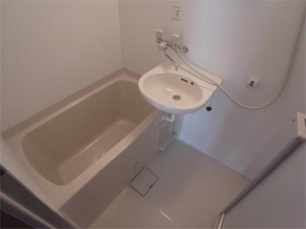 ヤマウラ77ビル 部屋画像