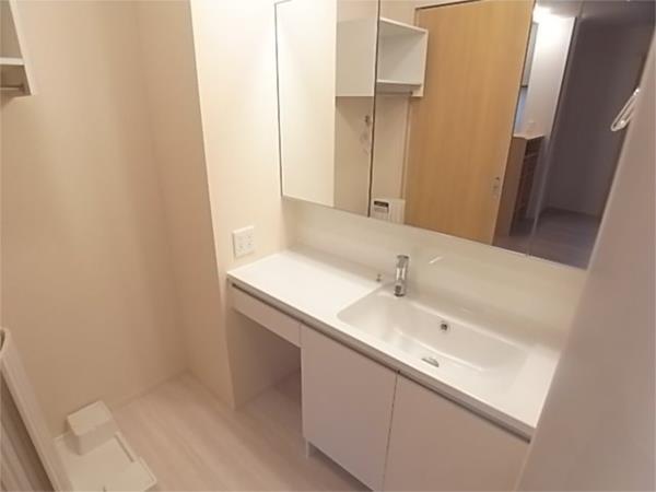 ブルマリーノ衣掛 部屋画像