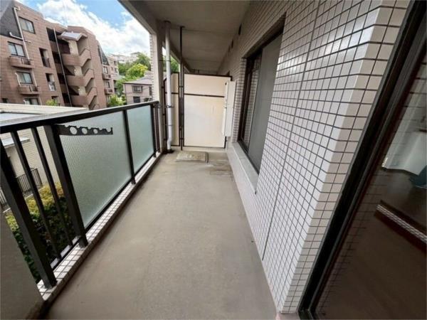 ロイヤル苦楽園 部屋画像
