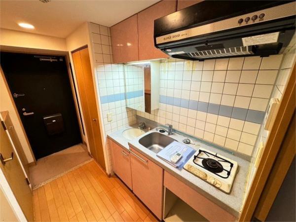 プレサンス神戸三宮 キッチン