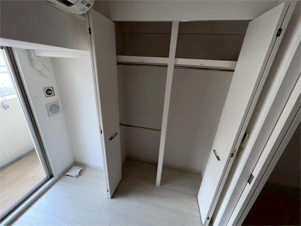 クロスレジデンス神戸元町 収納