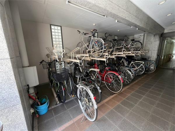 ロイヤルヴィレッジ その他