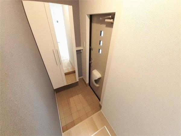 アネモスヒルズ姫路早瀬II 玄関