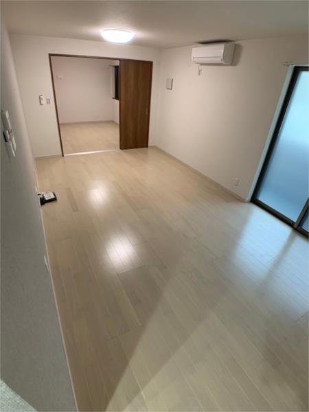 ウェルスクエア西宮北口 リビング