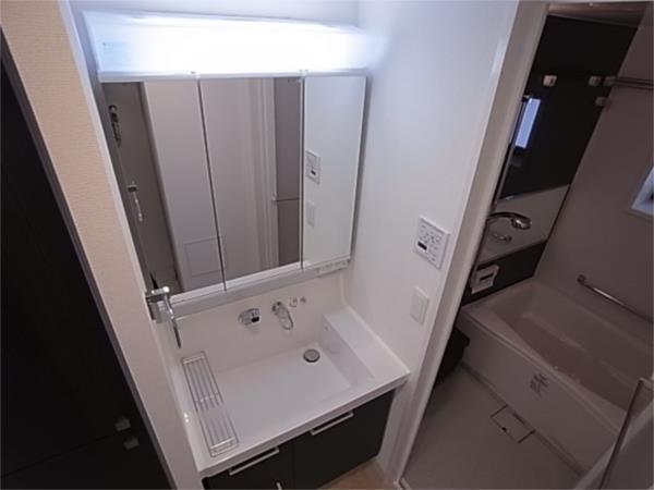 エステムプラザ神戸大開通ルミナス 部屋画像