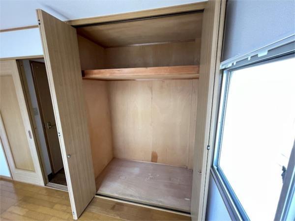 西之町ハイツＢ棟 収納