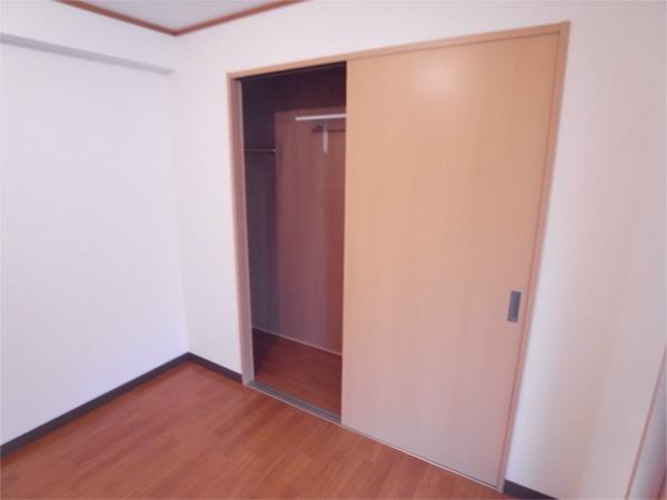 芦屋ニューコーポII番館 収納
