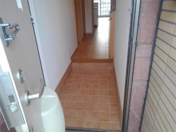 モア エトワール 玄関