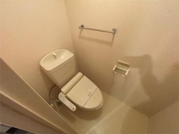セジュール町坪 トイレ