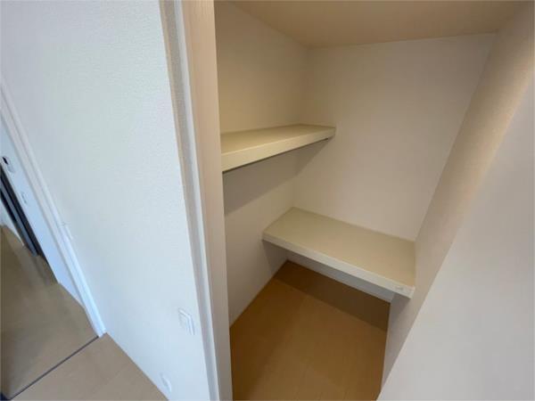 D-room高羽 収納