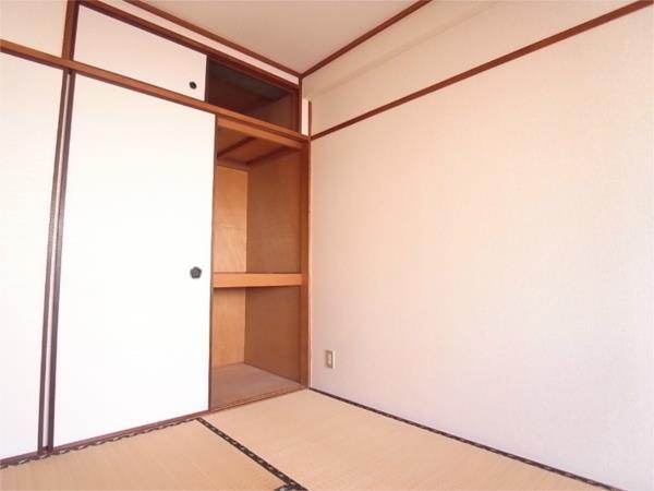甲南ビル 収納