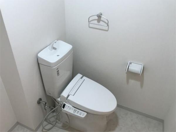 グランドール西岡本 トイレ